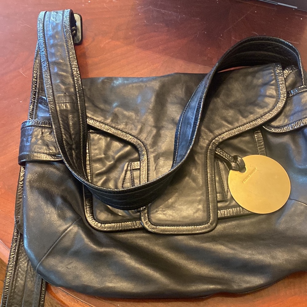🦊 Pierre Hardy large black leather bag.